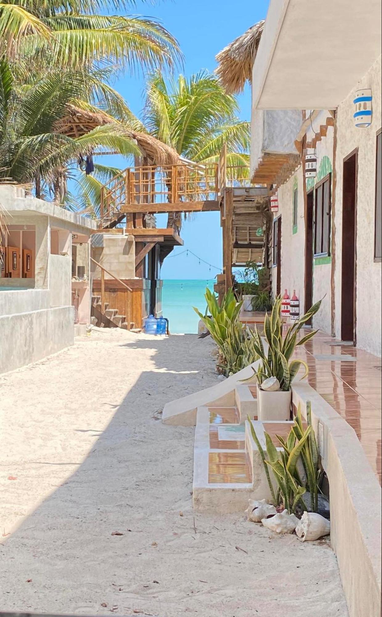 Casa Victor Avila Isla Holbox Exterior photo