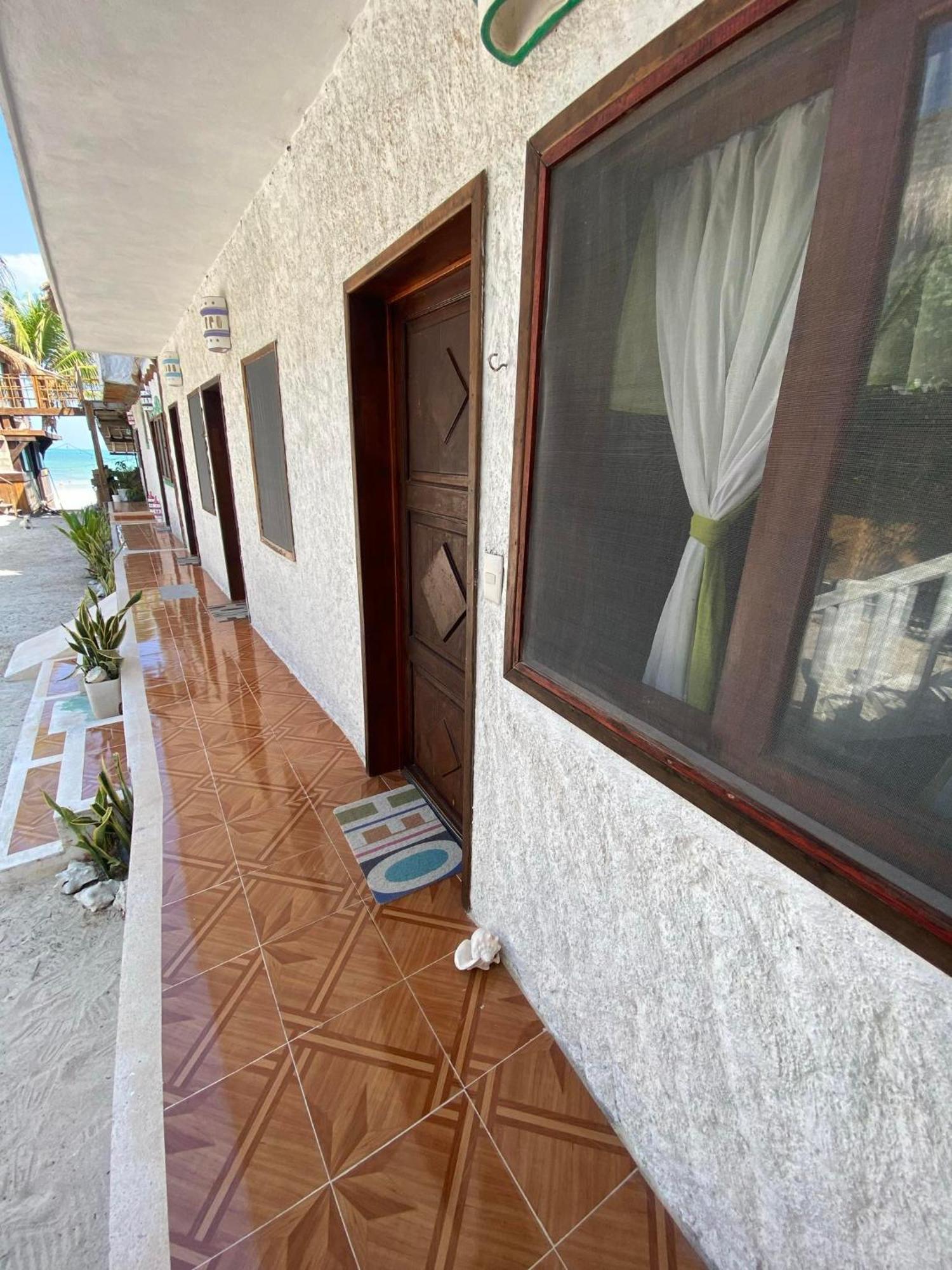 Casa Victor Avila Isla Holbox Exterior photo