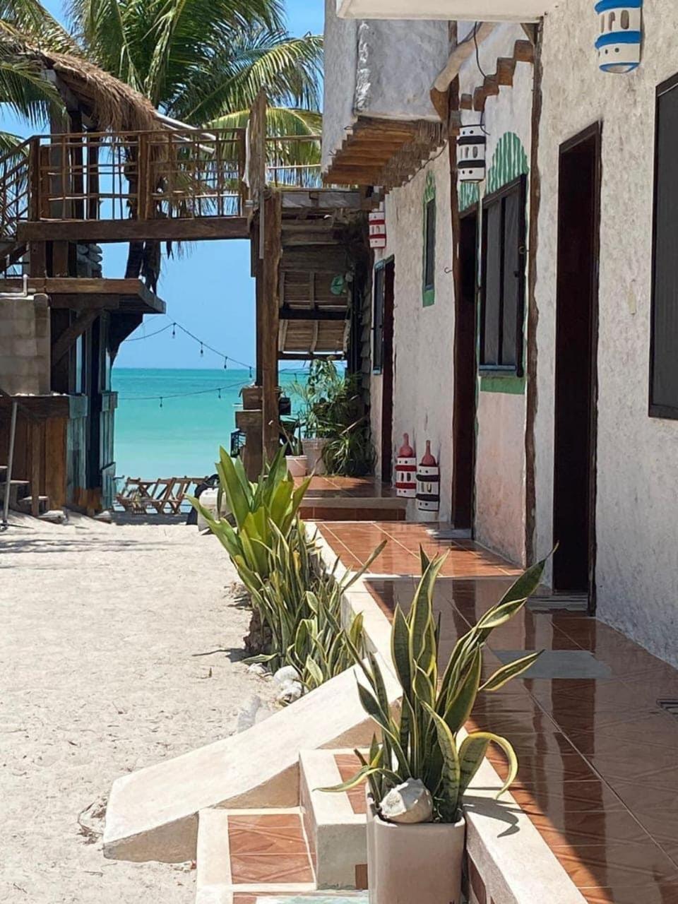 Casa Victor Avila Isla Holbox Exterior photo