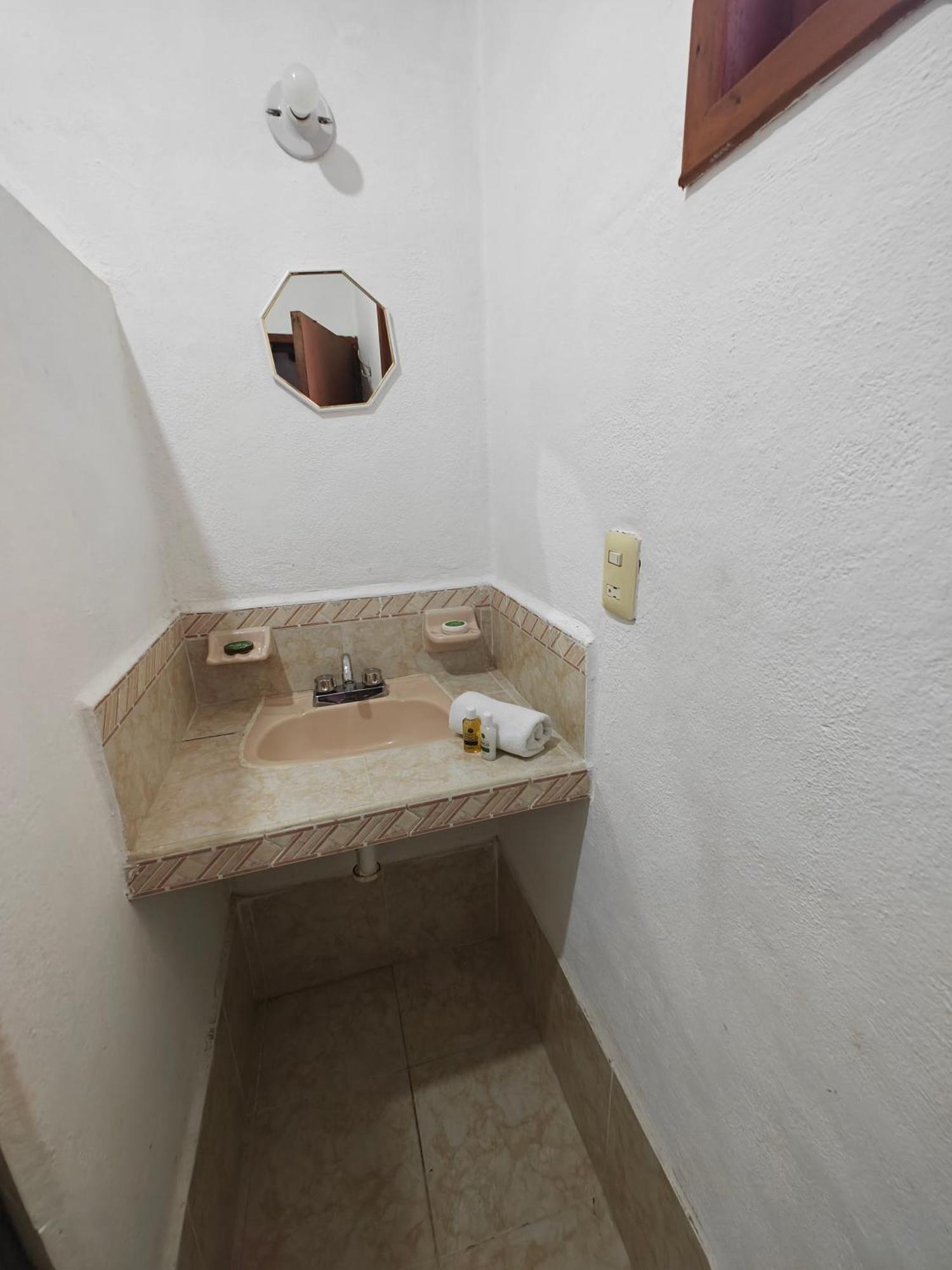 Casa Victor Avila Isla Holbox Exterior photo