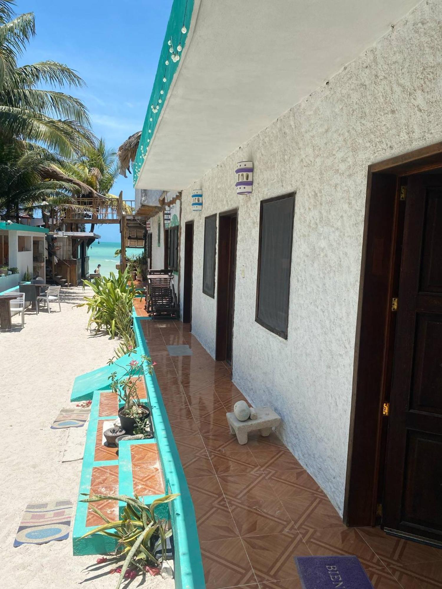 Casa Victor Avila Isla Holbox Exterior photo